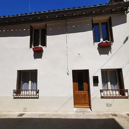 Prázdninový dům Les Remparts De Caroline, Au Pied De La Cite.