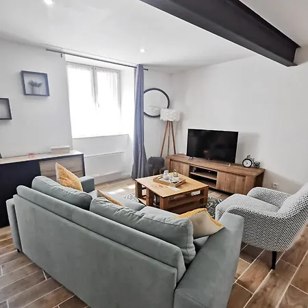 Holiday home Les Remparts De Caroline, Au Pied De La Cite. Carcassonne