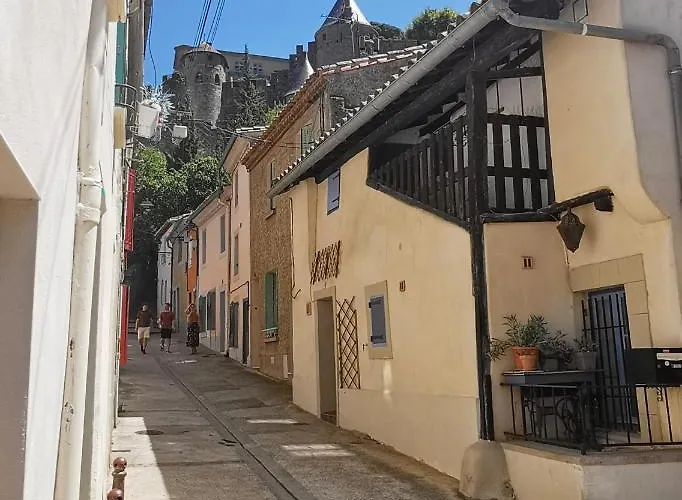 Les Remparts De Caroline, Au Pied De La Cite. Holiday home