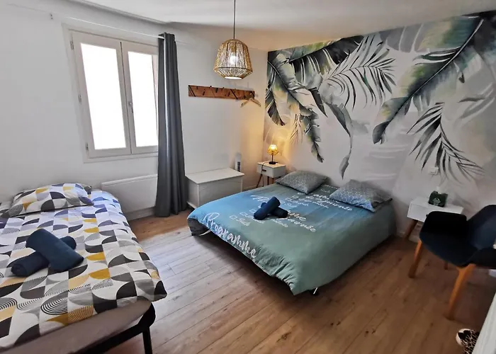 Les Remparts De Caroline, Au Pied De La Cite. Holiday home *